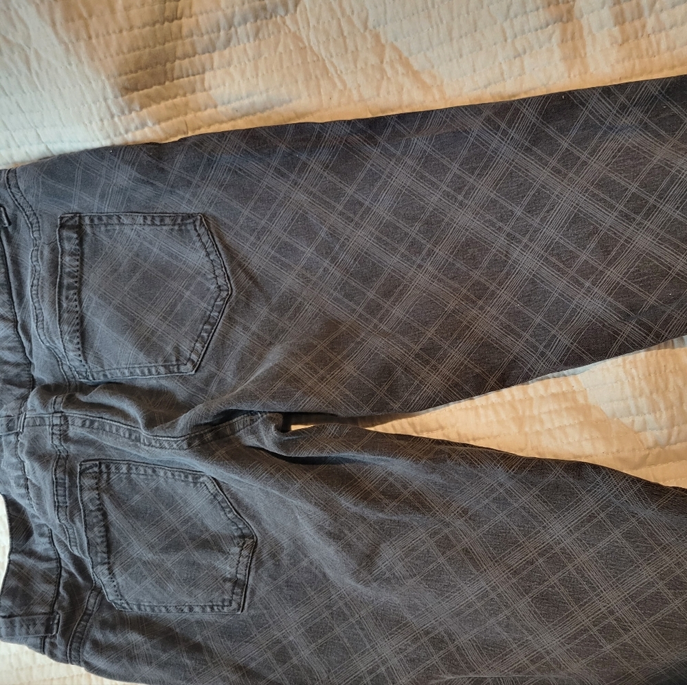 Pants - Picture 2 of 4